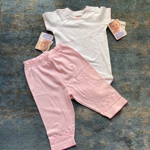 Carter's bodysuit & pants set